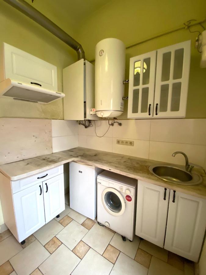 Квартира В Центрі На Вулиці Валова 21 Liov Exterior foto