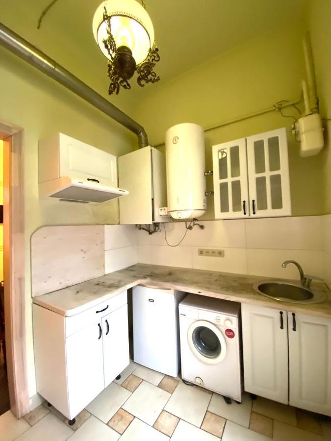 Квартира В Центрі На Вулиці Валова 21 Liov Exterior foto
