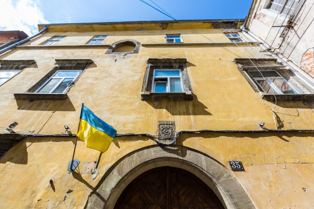 Квартира В Центрі На Вулиці Валова 21 Liov Exterior foto